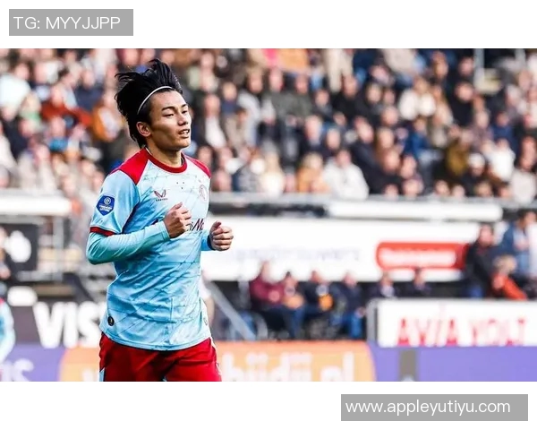 上田绮世梅开二度绝杀费耶诺德登顶荷甲射手王争夺战 上田绮世梅开二度绝杀费耶诺德登顶荷甲射手王争夺战