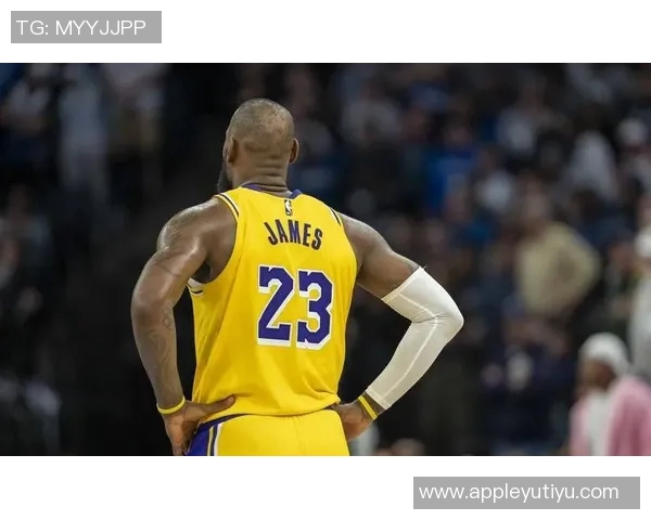 老詹再战49场将追平帕里什常规赛出场次数成历史第一 老詹再战49场将追平帕里什常规赛出场次数成历史第一