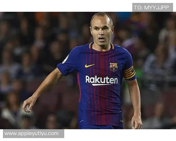 伊涅斯塔重返巴萨训练基地感慨万千回家的感觉真美好